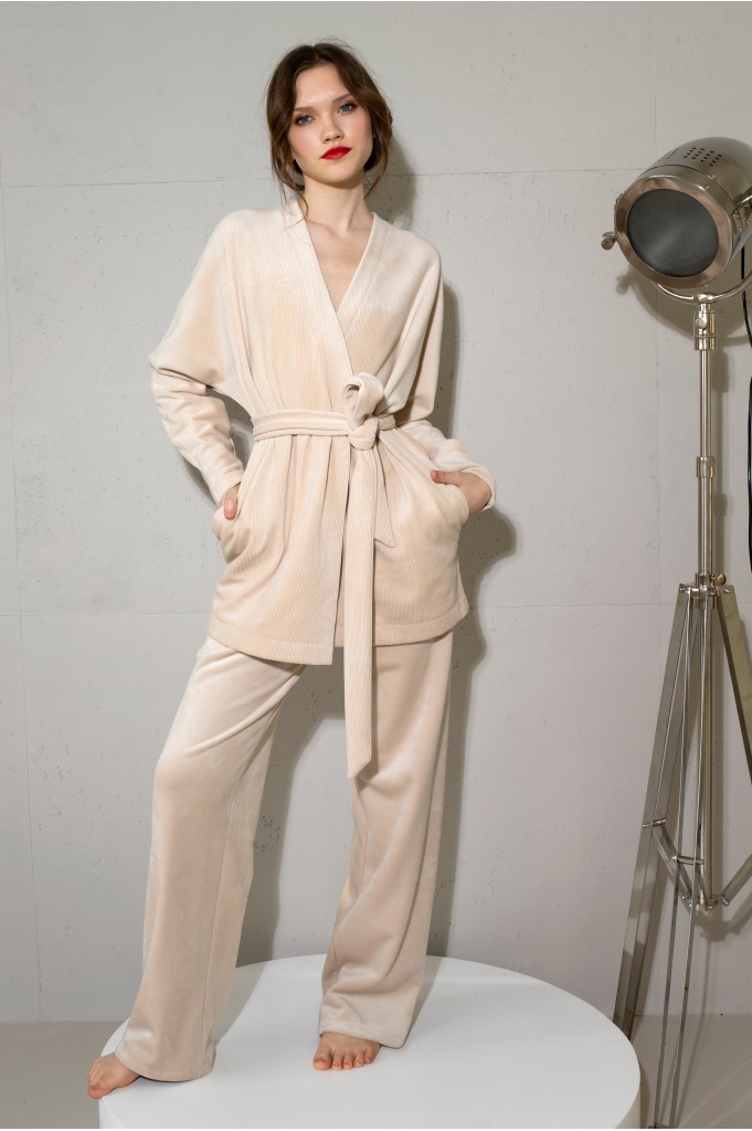 ЦВЕТ: (103)
ЦВЕТ: (103)